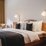 Vaya Zell Am فندق زيل أم سي