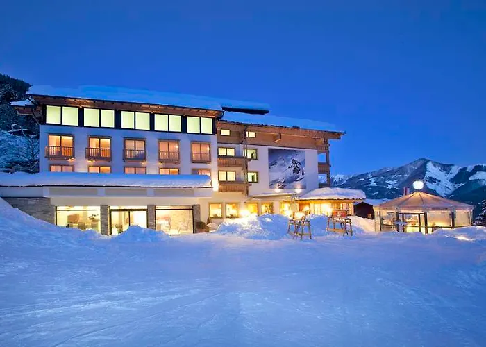 Hotel Vaya Zell Am 4*
