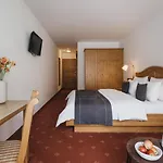 Vaya Zell Am Otel 4*