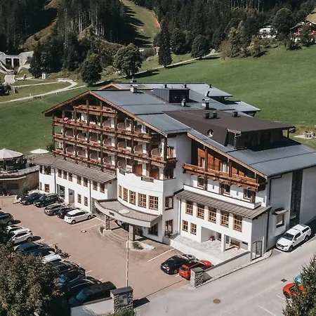 ホテル Vaya Zell Am Inklusive Zell Am Kaprun Sommer Karte ツェル アム ゼー